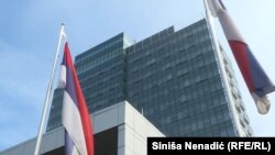 Za saradnju sa američkom advokatskom kancelarijom je zaduženo Ministarstvo za ekonomske odnose i regionalnu saradnju u Vladi RS (na slici administrativni centar Vlade)
