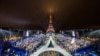 Впервые в истории Игр церемония проходила не на стадионе, а в центре города