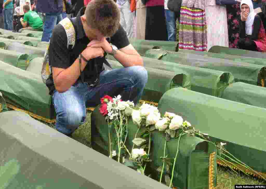 Srebrenica, 11. juli 2013. Foto: RSE / Sadik Salimović