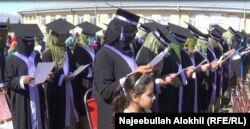 د خوست نوې فارغې شوې نرسانې او قابله ګانې