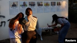 Komemoracija u spomen na dvogodišnjicu smrtonosnog napada Hamasa iz Gaze 7. 8. 2023. na Izrael, u kibucu Kfar Aza, južni Izrael, 7. 8. 2025.