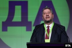 Христо Иванов говори в началото на националната конференция на „Да, България“, 27 април 2025 г.