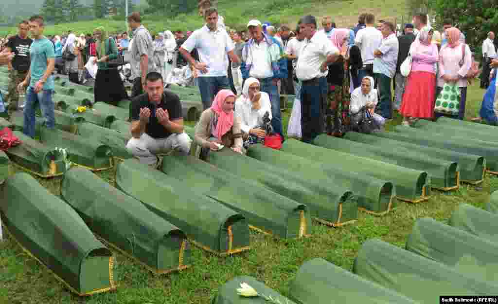 Srebrenica, 11. juli 2013. Foto: RSE / Sadik Salimović