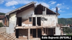 U bujičnim poplavama prošle godine u Bosni i Hercegovini, početkom oktobra, stradalo je 27 osoba, a pričinjena je milionska šteta.
