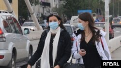 В грузинских аптеках говорят, что защитных масок хватит на всех