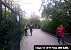 Сквер, где планируется строительство