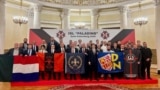 Delegati na osnivačkoj konferenciji "međunarodne lige antiglobalista" Paladini u Sankt Peterburgu, u Rusiji.