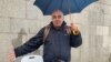 Владимир Стоянов, баща на обвинения за побоя на метеоролозите Стоян Стоянов, протестира с гладна стачка срещу прокурор Мария Николова, 1 април 2025 г.