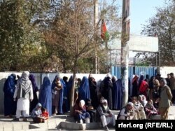 انتخاباتو کې د مېرمنو ونډه هم د پام وړ وه
