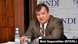 ლუის ნავარო