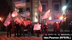 Звучали призывы освободить политзаключенных