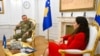 Predsednica Kosova Vjosa Osmani i turski general-major Ozkanom Ulutaš u Prištini, oktobar 2025.