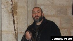 Отставной генерал Коба Кобаладзе был освобожден сегодня из зала суда