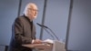 Scriitorul maghiar Laszlo Krasznahorkai ține un discurs la ceremonia de decernare a „Premiului de stat austriac pentru literatură europeană”, pe 26 iulie 2021, la Salzburg, Austria.
